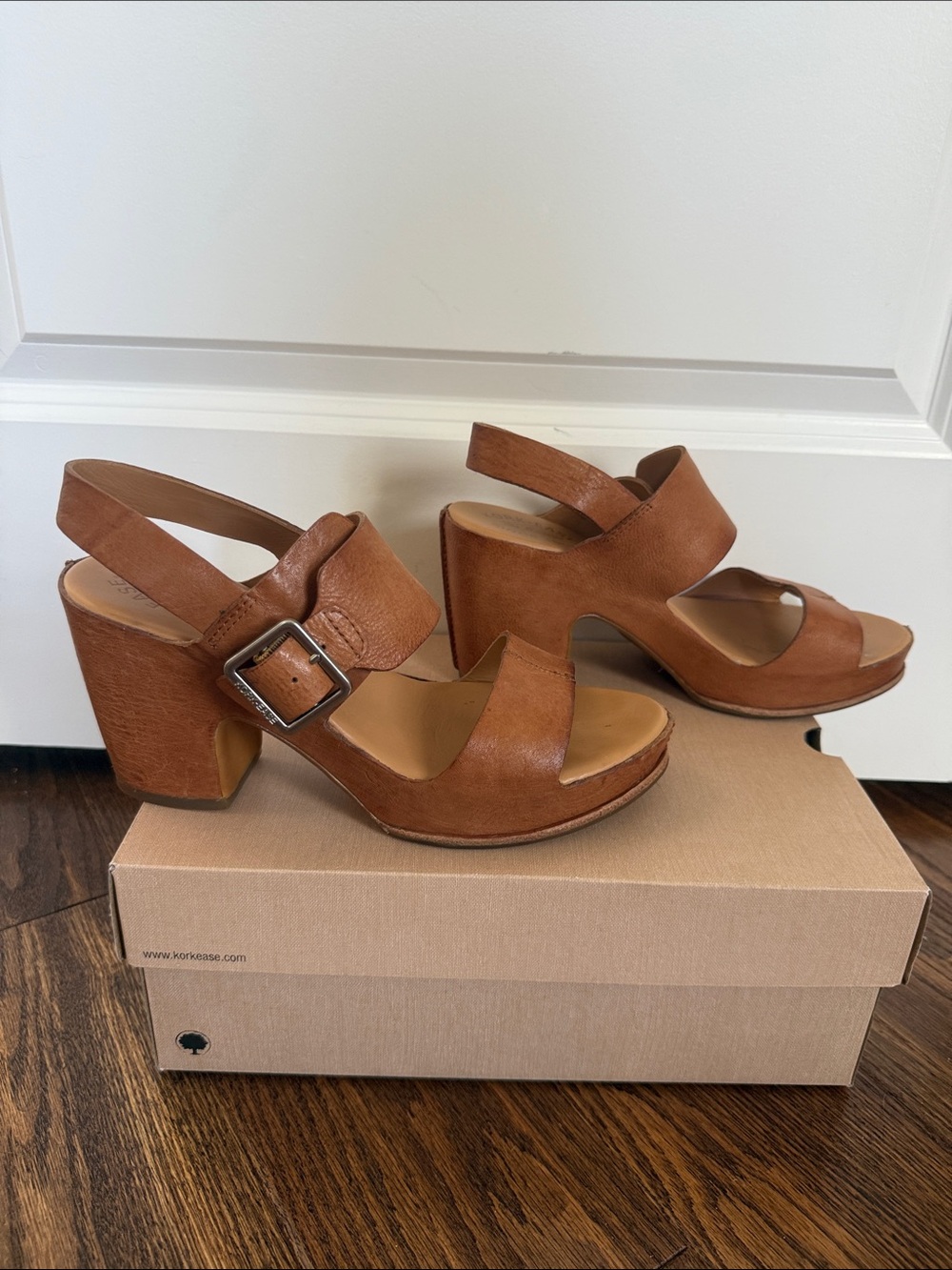 Women's Kork Ease Tan Leather Block Heel Sandals - Classic Slingback Style 9